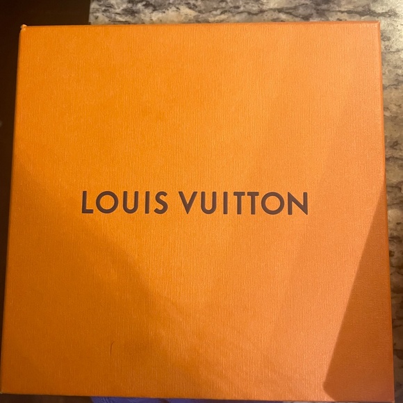 LV Initiales 30mm Reversible Belt main image 4